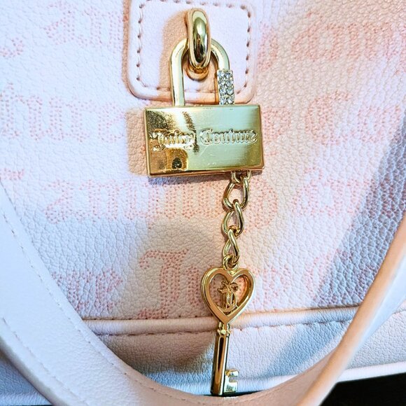 Juicy Couture Baby Pink Shoulder Bag | NWT | Y2K Coquette w/ Gold Lock - Picture 14 of 15